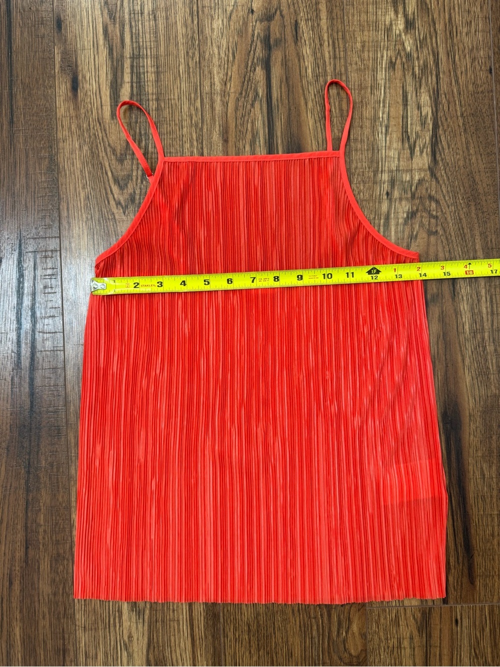 Club Monaco Pleated Tank Top - Picture 3 of 6